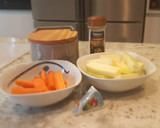 Foto del paso 1 de la receta: Puré de zanahoria y calabacín