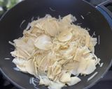 Hình bước làm 2 của món Bún chay măng tươi