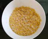 A picture of step 2 of Waghareli khichdi.