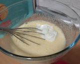 Foto del paso 2 de la receta: Bizcocho marmolado con yogur y manzana 🍏 (sin lactosa)