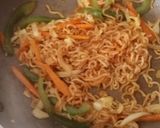 A picture of step 5 of Chinese Maggi.