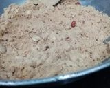 A picture of step 2 of Rava Ladoo.