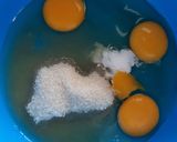 Foto langkah ke 1 dari resep Bolu Susu Mini.