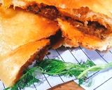 A picture of step 4 of Spicy lal Mirch Qeema calzone.