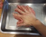 Foto del paso 2 de la receta: Mano de zombie