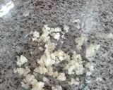 Foto del paso 1 de la receta: Chimichurri de aceitunas
