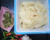 Foto langkah ke 1 dari resep Tumis rebung pedas🌶️🥵.