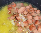 Foto del paso 4 de la receta: Arroz con salchichas y maíz