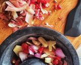 Foto langkah ke 2 dari resep Lidah Sapi Sambal Kecombrang.