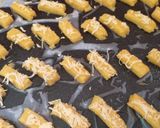Foto langkah ke 4 dari resep Kastengel Keju Premium.