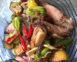 Foto langkah ke 3 dari resep Tumis cumi asin.