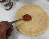 A picture of step 3 of Onion capcicum tomato pizza.