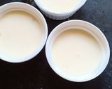 A picture of step 5 of Vanilla Panna Cotta.