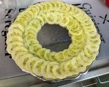 Une image de l'étape 7 de Salade de concombre et carottes au basilic crème de balsamique.