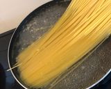 Foto langkah ke 2 dari resep Spaghetti Aglio e Olio.