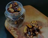A picture of step 6 of Candid Walnuts.