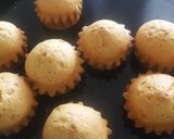 A picture of step 5 of Vanilla Cupcakes.