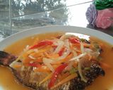 Foto langkah ke 5 dari resep Nila saus pedas manis wortel.