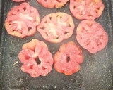 Foto del paso 2 de la receta: Tomate Corazón de Buey a la Plancha con Sal Mediterránea D'es Trenc a las Hierbas Provenzales