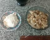 Foto del paso 3 de la receta: Pechuga de pollo al champignon con ensalada