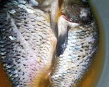 Foto langkah ke 3 dari resep Puasa hari ke 7 (Ikan Mas goreng marinasi).
