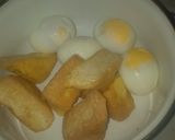 Foto langkah ke 1 dari resep Semur telur tahu ala betawi.