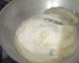 सूजी का हलवा (sooji ka halwa recipe in Hindi) रेसिपी चरण 2 फोटो