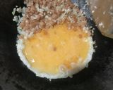 Foto langkah ke 3 dari resep Martabak Telur Mini.
