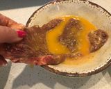 Foto del paso 5 de la receta Bistec apanado clásico (milanesa) con coliflor granulada