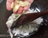 Foto langkah ke 7 dari resep Papeda Kuah Kuning Ikan Patin.