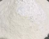 A picture of step 1 of Rice Flour Cake.