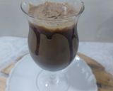 A picture of step 4 of Chocolate 🍫 shake.