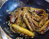 A picture of step 5 of Chal Potol (Parwals cooked with Gobindobhog Rice).