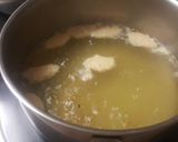 Foto del paso 7 de la receta Caldo de verduras y pollo con nubes de sémola