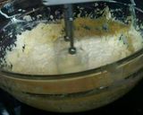 A picture of step 4 of Victorian sponge cake.