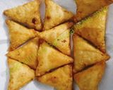 A picture of step 8 of Qeema(mini) Samosa K&Ns style.