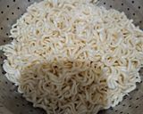 Foto langkah ke 1 dari resep Mie Goreng sat set.