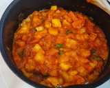 Foto del paso 5 de la receta: Jamoncitos de pollo en salsa de puerros, calabacín y manzana