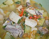 Foto langkah ke 4 dari resep Sup Ayam Kentang Tahu.