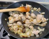 Une image de l'étape 9 de Poulet au curry,gingembre et amandes.