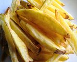 รูปขั้นตอนการทำที่ 3 ของ เฟรนช์​ฟราย homemade fresh​ cut french​ fries​#airfryer