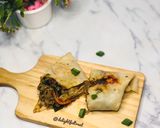 A picture of step 6 of Savoury crepe with minced meat fillings.