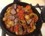 A picture of step 2 of California Farm Meat and Sweet Peppers Dinner.