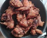 Foto langkah ke 2 dari resep Ayam goreng mentega saus inggris.