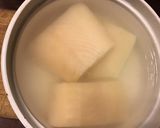 A picture of step 1 of California Farm Panfried Halibut with Asparagus.