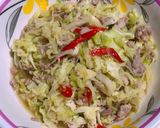 รูปขั้นตอนการทำที่ 3 ของ ผัดกะหล่ำปลีหมูสับ