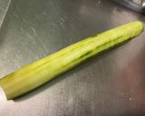 Une image de l'étape 1 de Salade d'endives à la mortadelle, concombre, tomate et mozzarella.