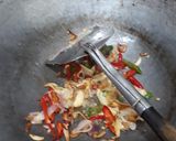 Foto langkah ke 2 dari resep Nasi Goreng Ikan Asin.