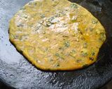 चटपटा मेथी पराठा विथ चटनी (Chatpata methi Paratha recipe in Hindi) रेसिपी चरण 4 फोटो
