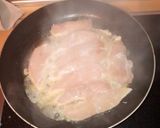 Foto del paso 2 de la receta Solomillo de pollo en jugo de leche